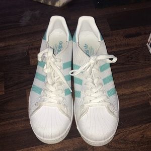 Addidas superstars